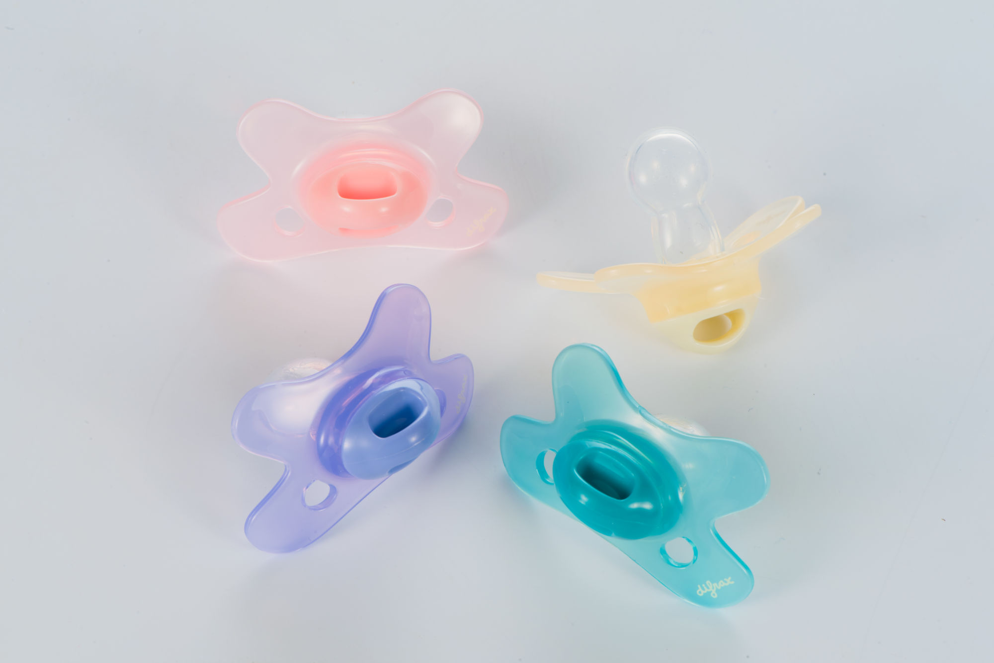 sucette-natural-0-6M-edition-speciale