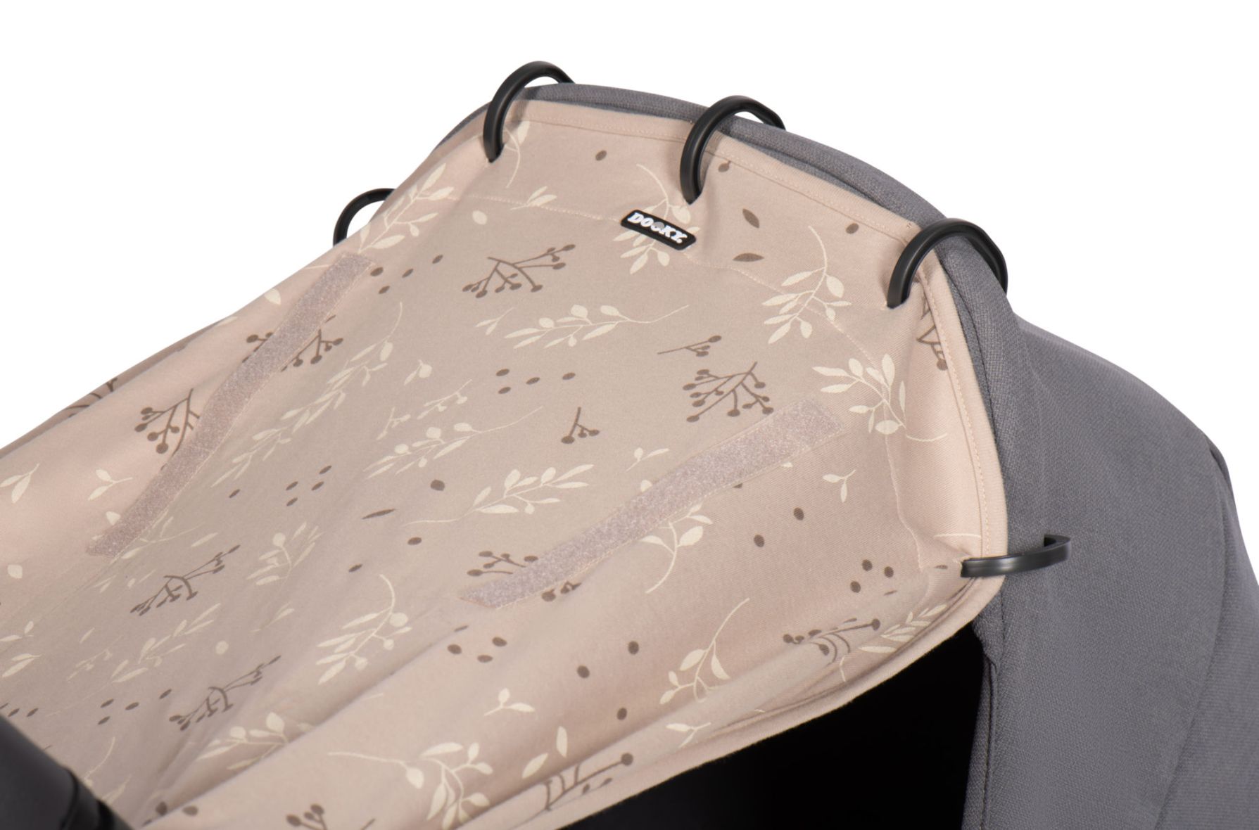 1126712-universal-cover-romantic-leaves-beige-product-5_52636390971_o