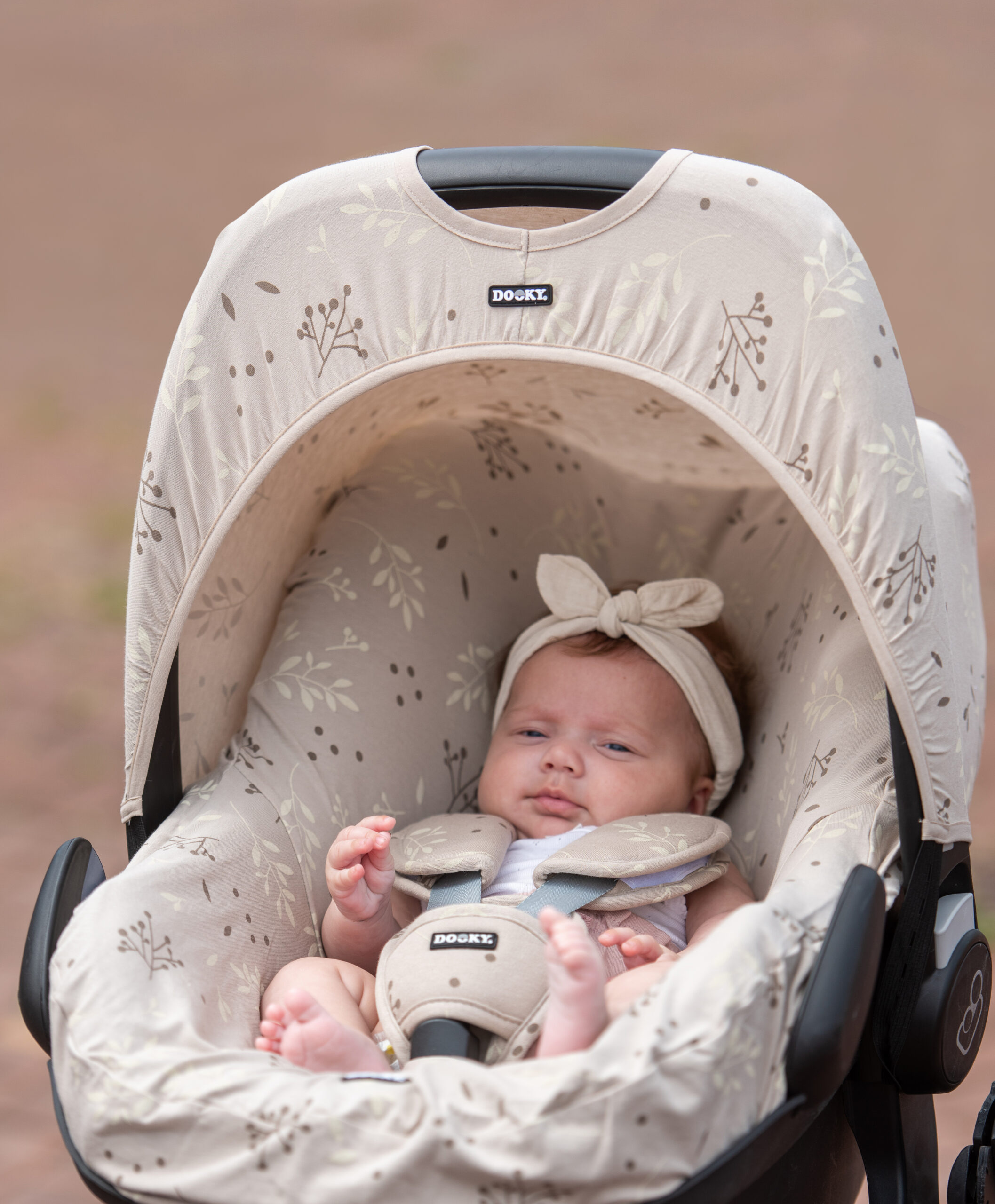 Hoody Romantic Leaves Beige